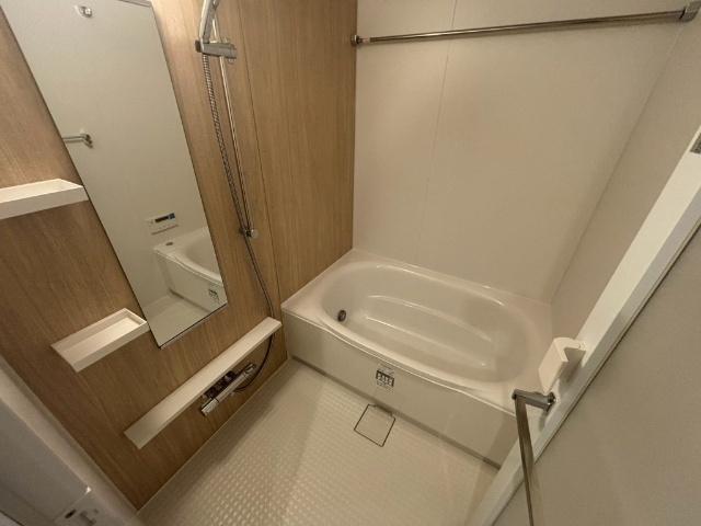 ザ・パークハビオ谷町六丁目クロス（301） バス／シャワー