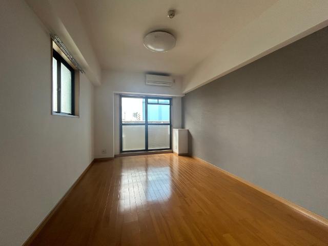 大阪市西区西本町マンション リビング