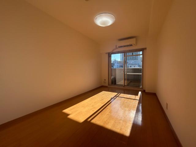 大阪市中央区内淡路町マンション リビング