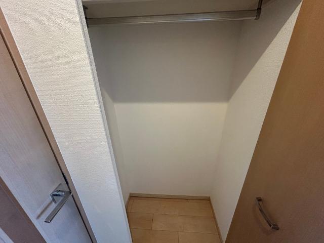 スプランディッド難波2 収納