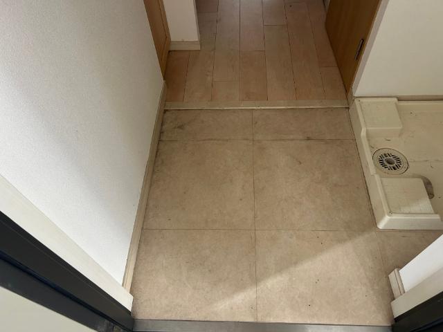 スプランディッド難波2 玄関