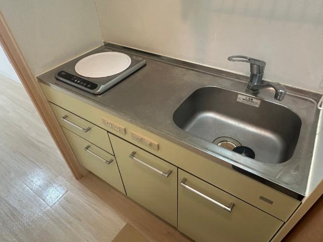 セレニテ難波西 キッチン