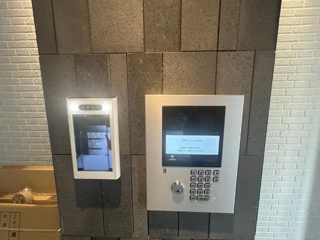 レオンコンフォート難波クレア セキュリティ