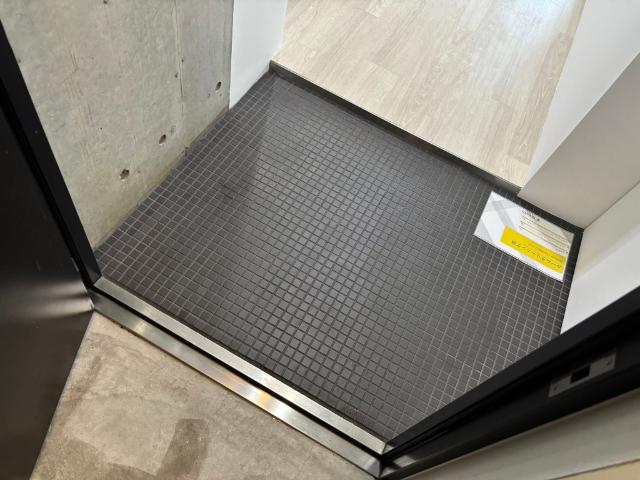 アーデンタワー南堀江（906） 玄関