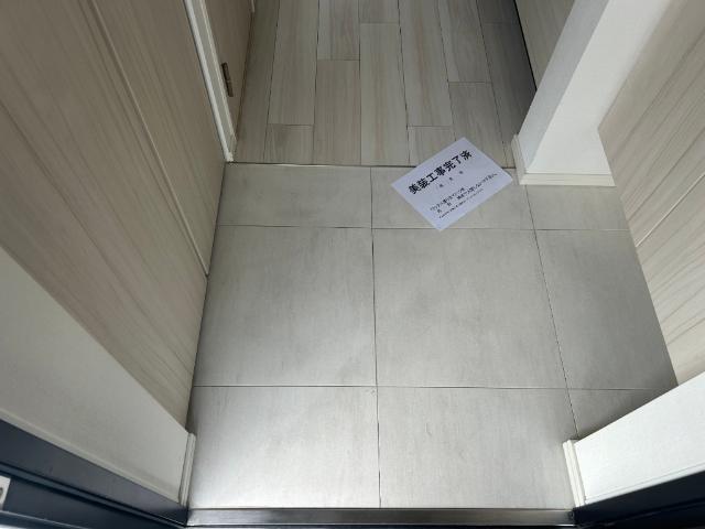 S-RESIDENCE難波大国町Uno 玄関