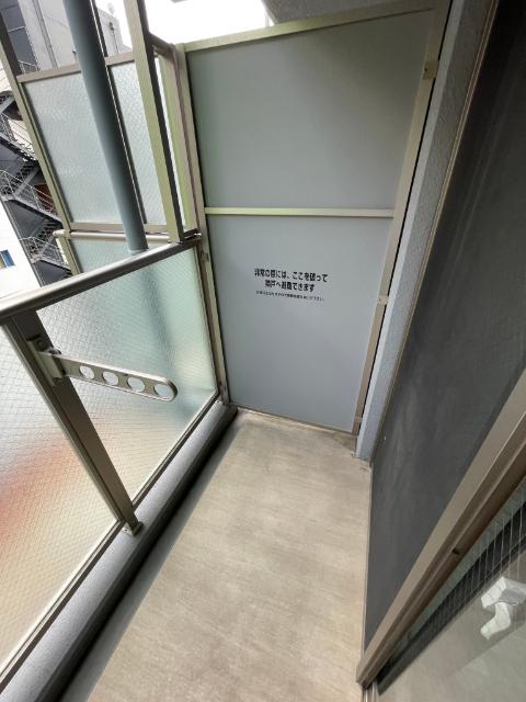 大阪市浪速区敷津西マンション バルコニー