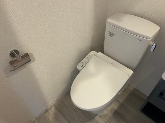セレニテ本町リアン（804） トイレ