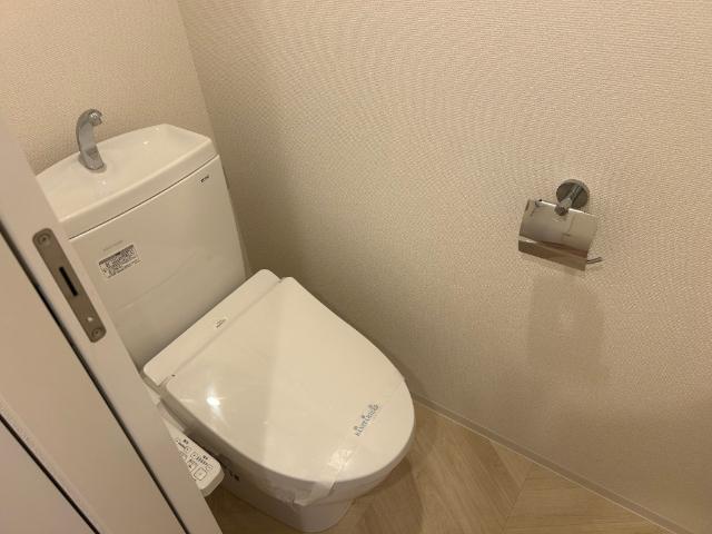 セレニテ本町リアン（303） トイレ