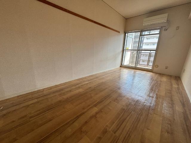 大阪市北区西天満マンション リビング