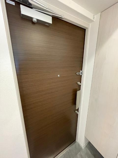 ジーグランデ九条 玄関
