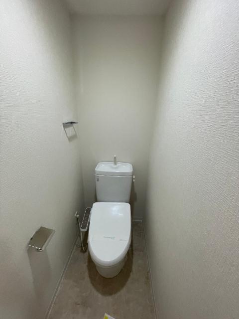ルクレ阿波座レジデンス トイレ