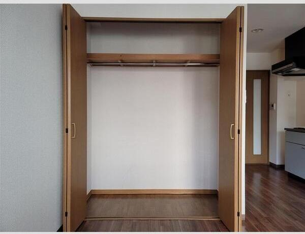 大阪市西区九条マンション 収納