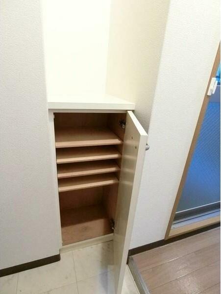 大阪市西区新町マンション 収納