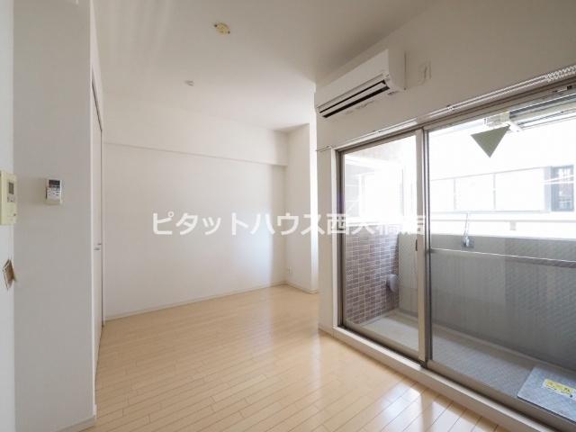 大阪市西区江戸堀マンション リビング