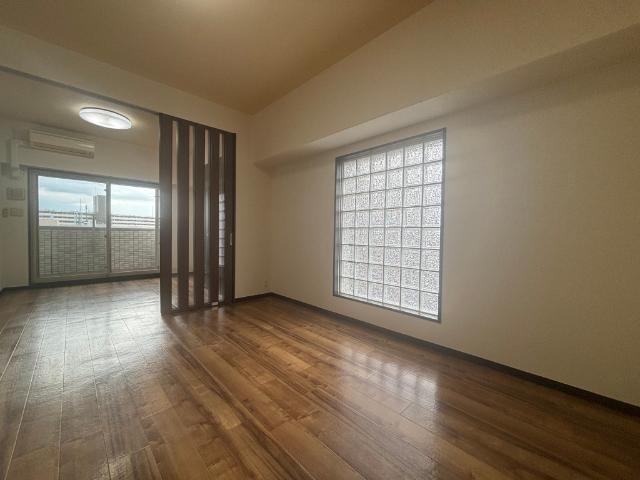大阪市西区南堀江マンション リビング