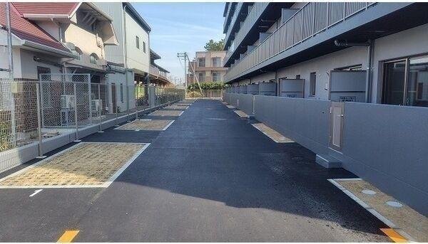 高石市高師浜マンション 駐車場