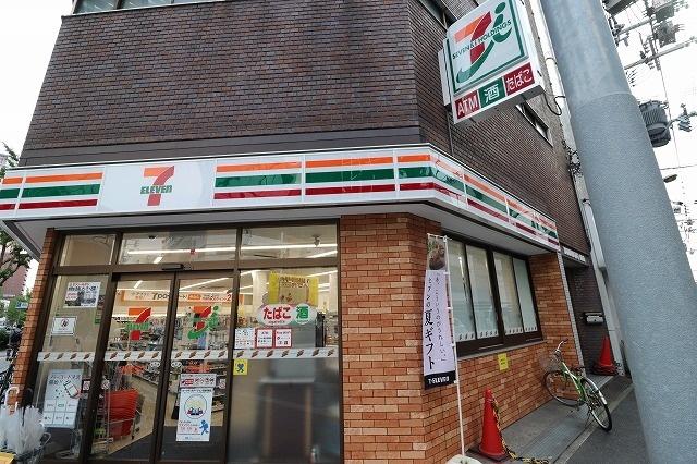 セブンイレブン大阪北堀江2丁目店：107m