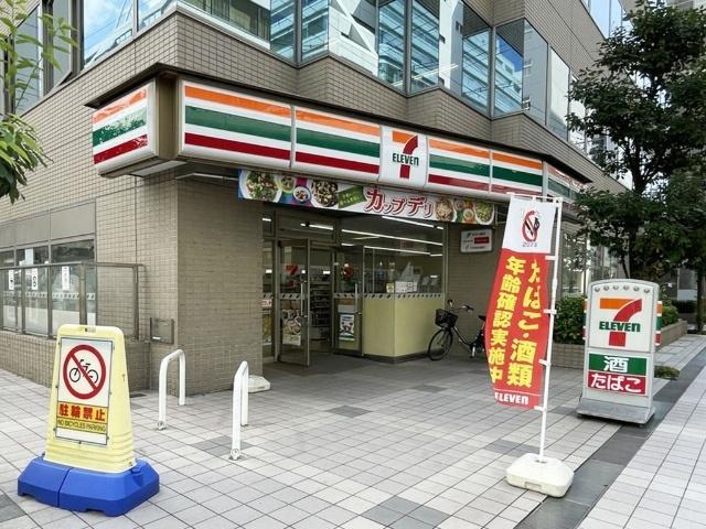 セブンイレブン大阪安土町1丁目店：158m