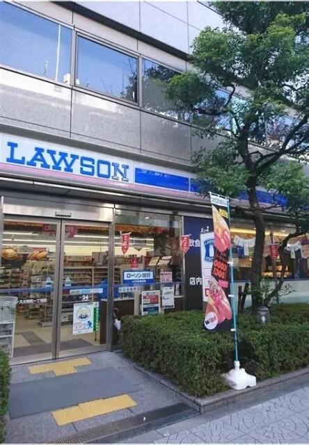 ローソン久太郎町一丁目店：133m