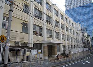 大阪市立中大江小学校：968m