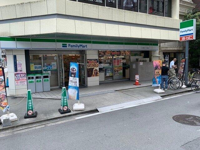 ファミリーマート久太郎町二丁目店：161m