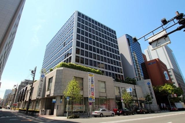 大阪シティ信用金庫日本橋支店：370m