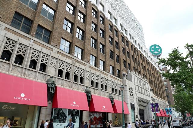大丸心斎橋店本館：820m