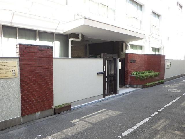 大阪市立豊崎小学校：607m