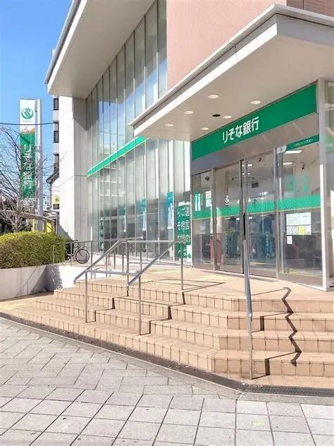 りそな銀行市岡支店：330m
