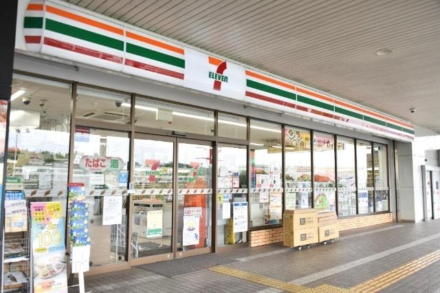 セブンイレブン大阪市岡1丁目店：300m