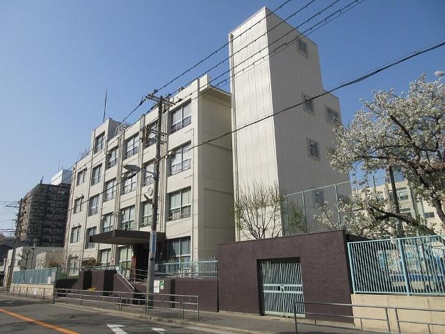大阪市立九条南小学校：420m