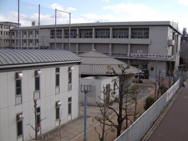 浪速稲荷郵便局：238m