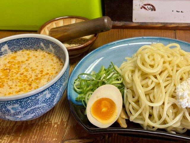 坦々つけ麺ごまゴマ：379m