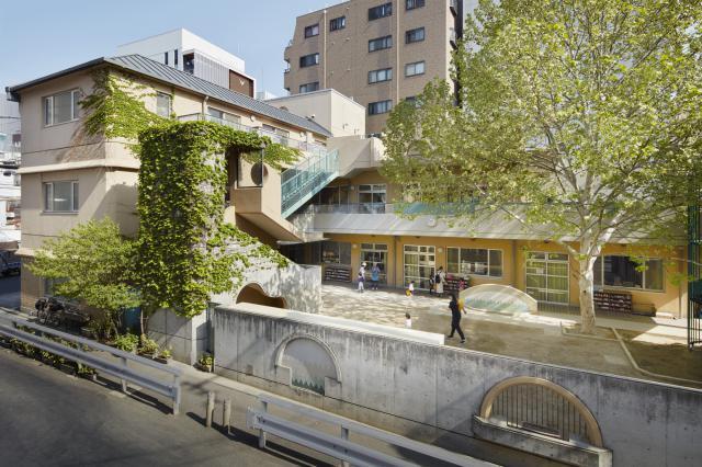 幼保連携型認定こども園愛染橋保育園：248m