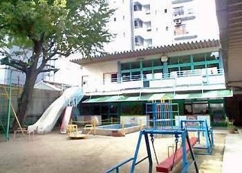 福島幼稚園：349m
