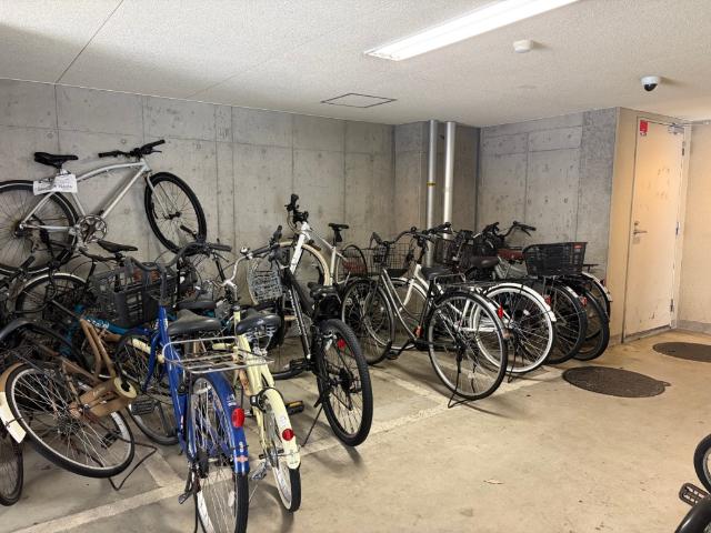 大阪市西区北堀江マンション 駐車場