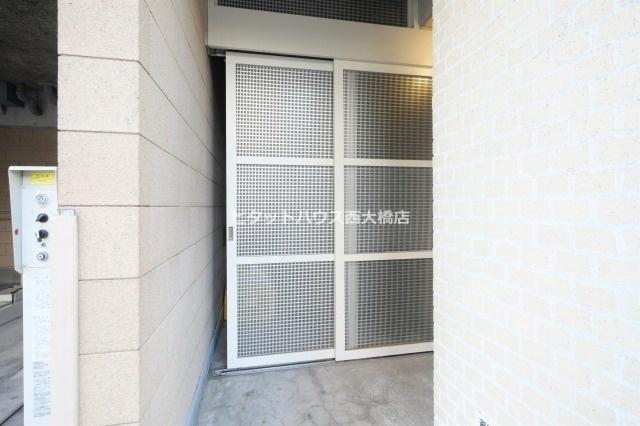 大阪市西区北堀江マンション 駐車場