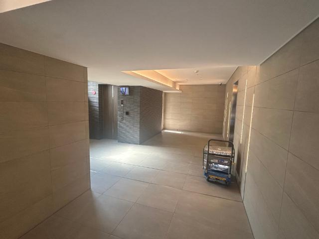 大阪市西区西本町マンション ロビー