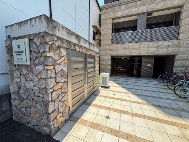 大阪市中央区谷町マンション エントランス