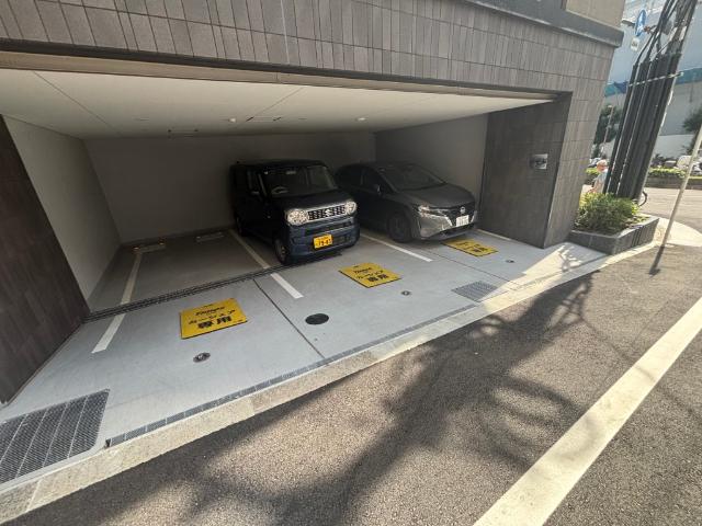 大阪市中央区安堂寺町マンション 駐車場