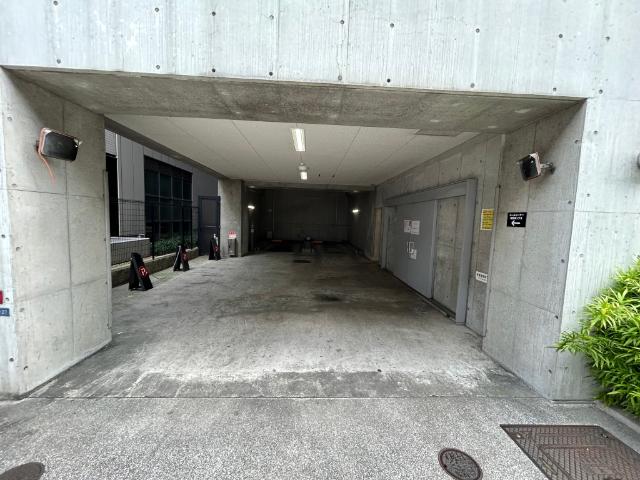 大阪市中央区久太郎町マンション 駐車場