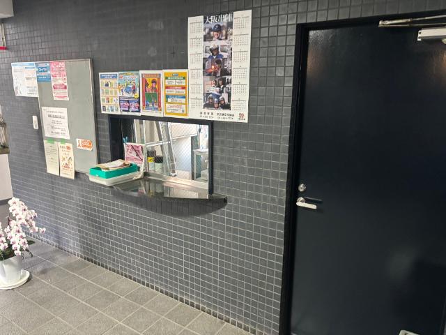大阪市中央区内久宝寺町マンション エントランス