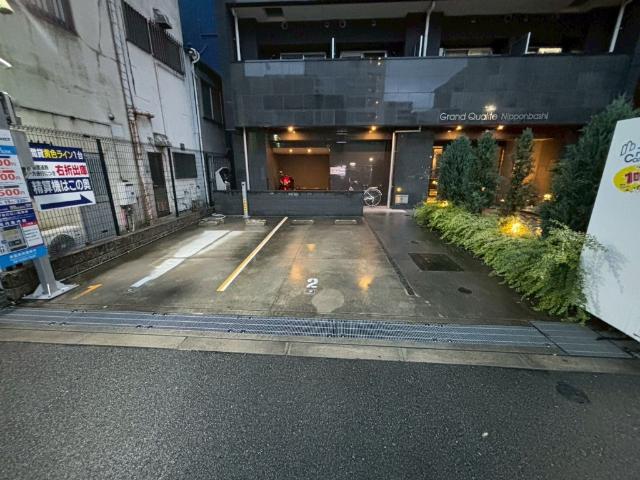 大阪市中央区高津マンション 駐車場