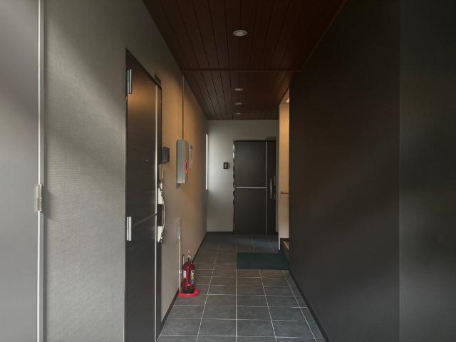 大阪市中央区上本町西マンション ロビー