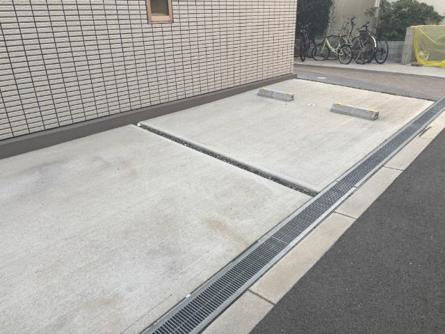 大阪市中央区上本町西マンション 駐車場