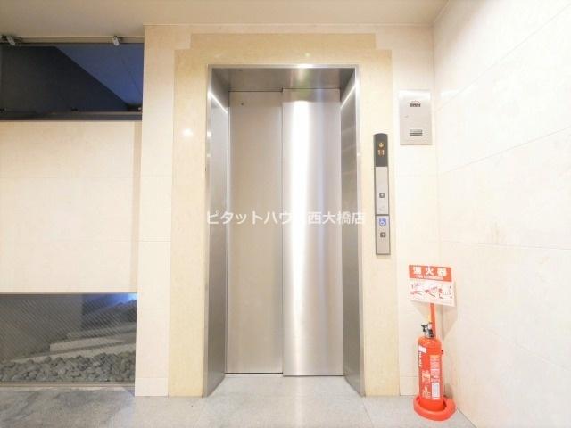 大阪市中央区上本町西マンション エントランス