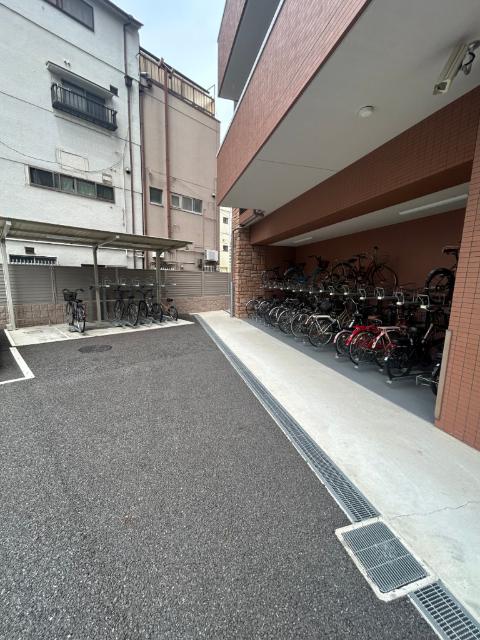大阪市浪速区塩草マンション 駐車場
