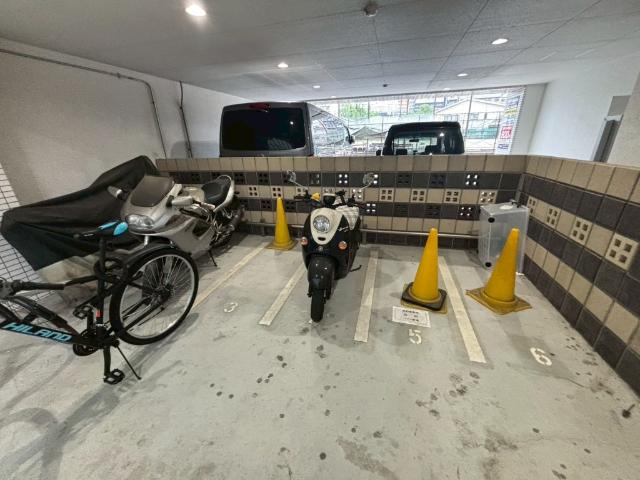 ViVi　EBISU（506） 駐車場