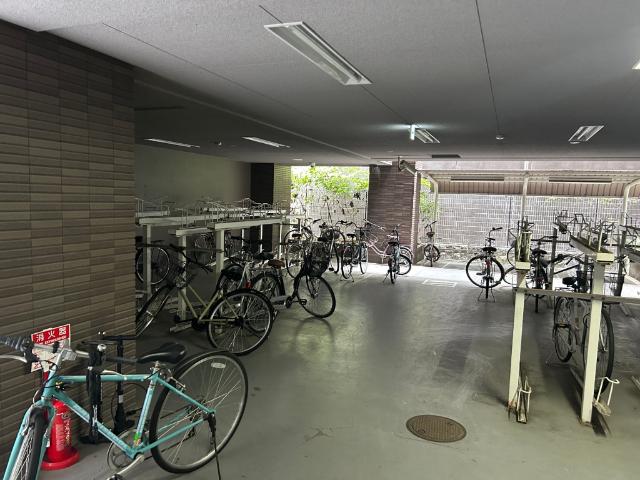 大阪市北区西天満マンション 駐車場