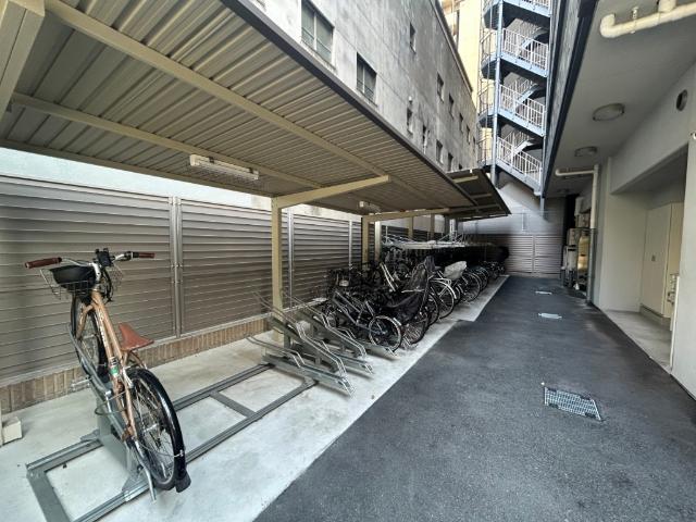 大阪市中央区南船場マンション 駐車場